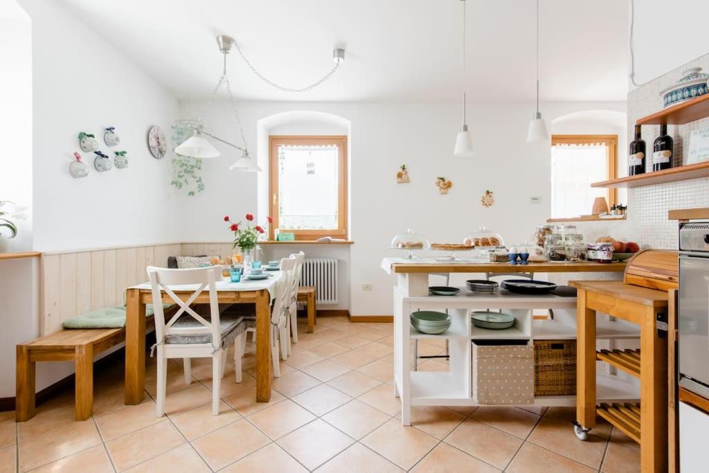 Ca Ulivi Bed & Breakfast Ala Exterior photo